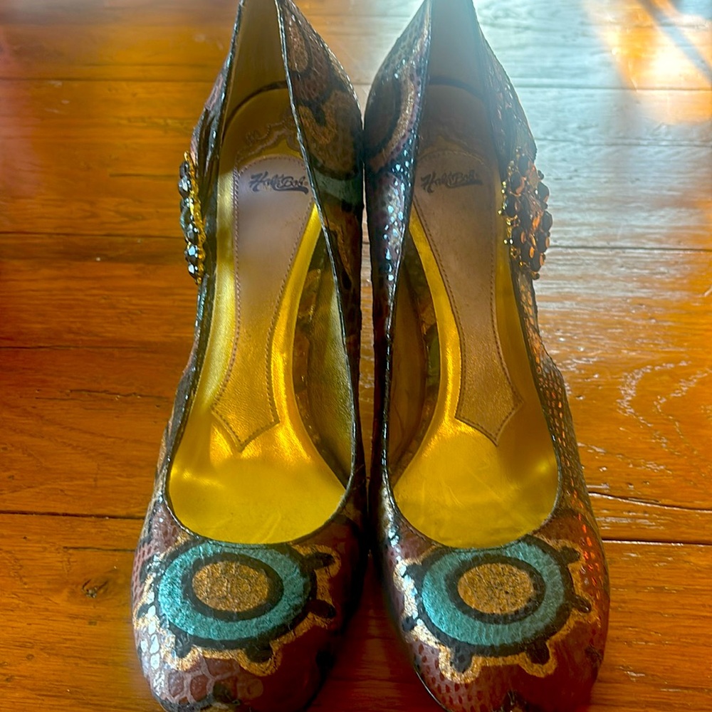 Pretty high heels.